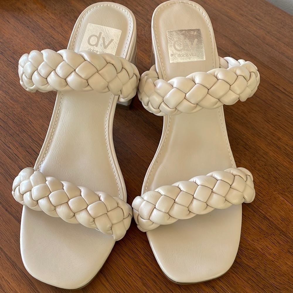 Dolce Vita Tessa Braided Sandals in Ivory Size 7.5 Never Worn